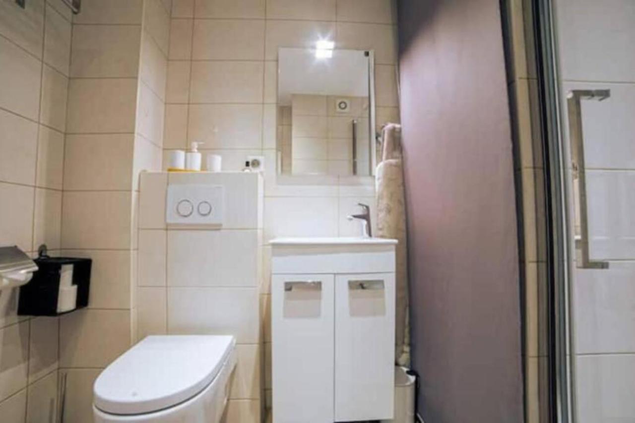 Cocoon Center - Rue D'Antibes - 200M Plage- Clim - Wifi - Unique Cannes Exteriör bild