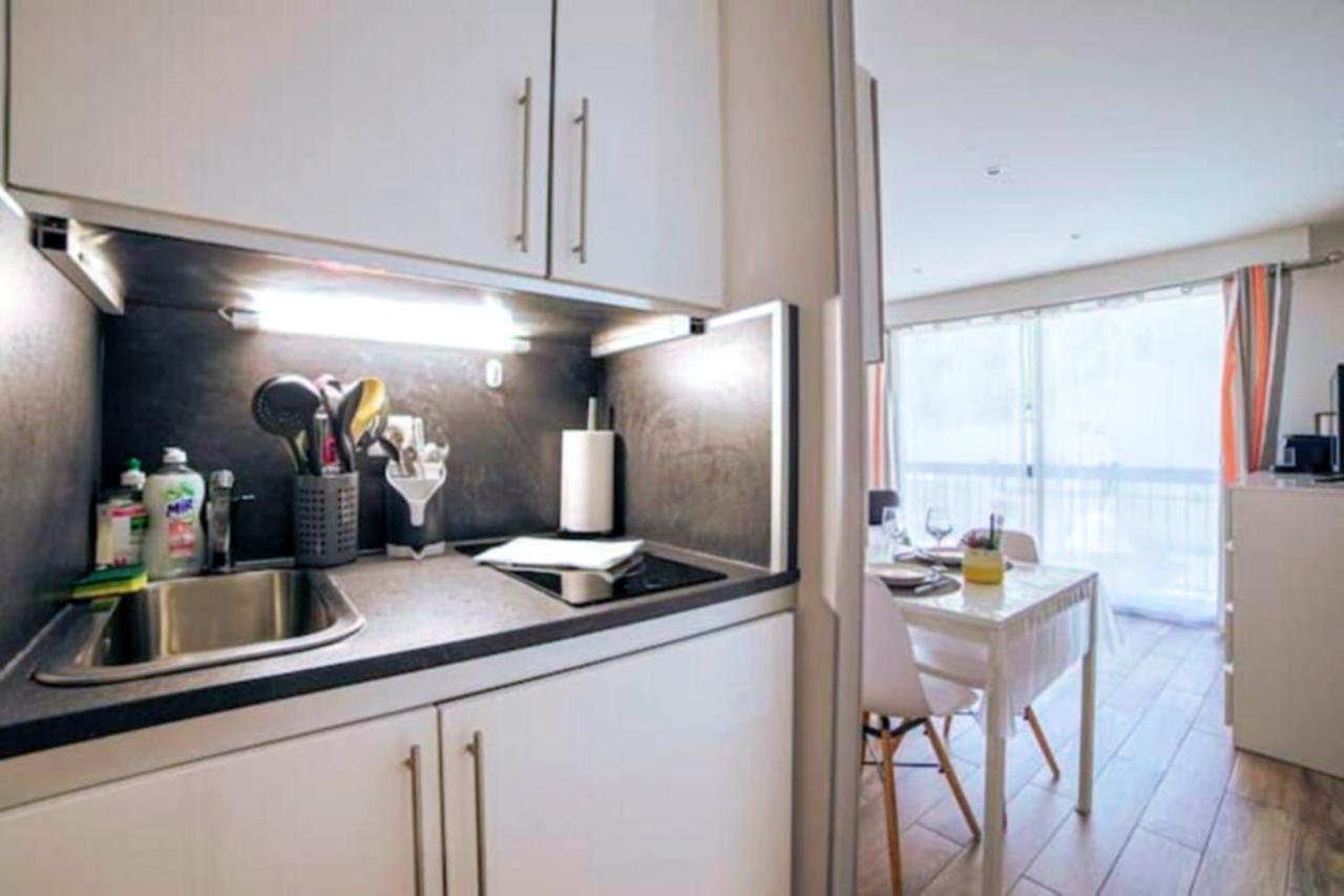 Cocoon Center - Rue D'Antibes - 200M Plage- Clim - Wifi - Unique Cannes Exteriör bild