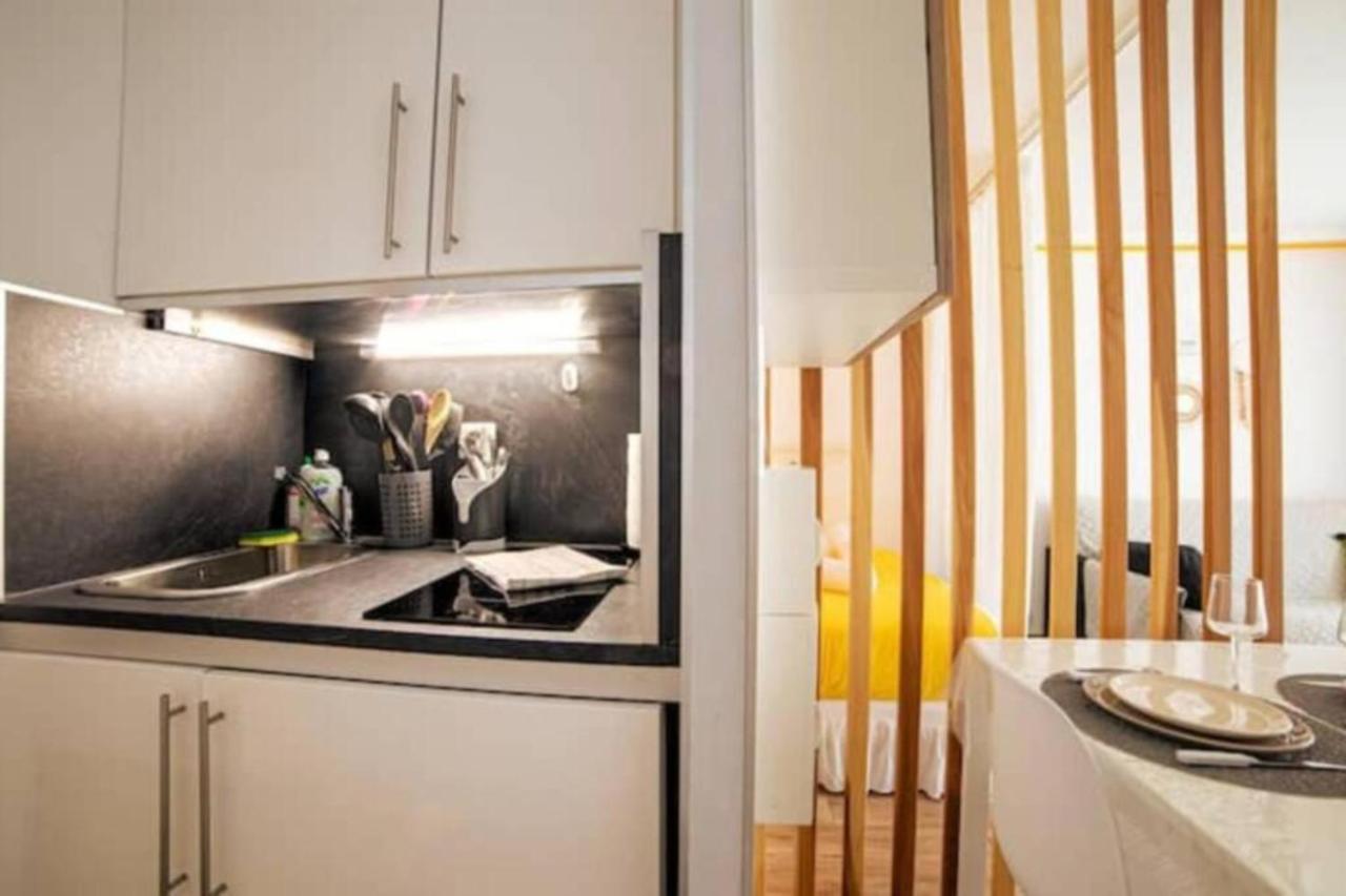 Cocoon Center - Rue D'Antibes - 200M Plage- Clim - Wifi - Unique Cannes Exteriör bild