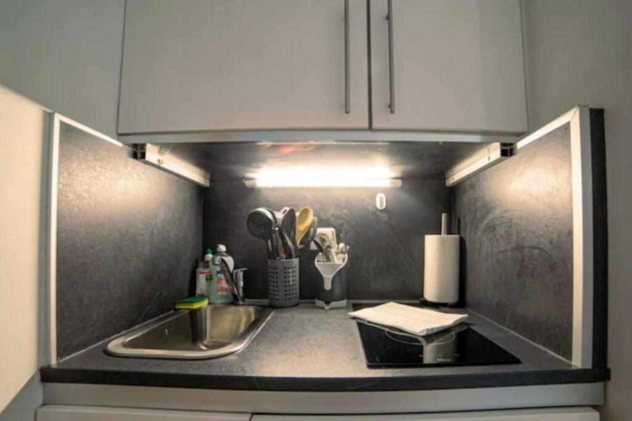 Cocoon Center - Rue D'Antibes - 200M Plage- Clim - Wifi - Unique Cannes Exteriör bild